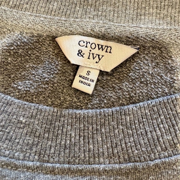 Crown & Ivy Gray pastel Elephant Graphic Sweatshirt vintage 90’s - Picture 5 of 11